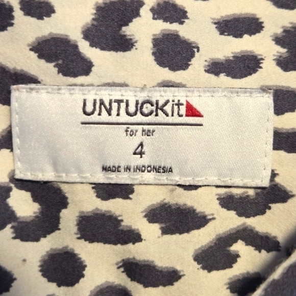UNTUCKit Women's Mia Animal Leopard Print Button Down Shirt Size 4 Ivory Gray - Picture 4 of 6